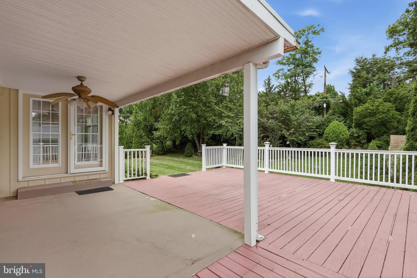 18820 Rolling Rd Property Photo 40