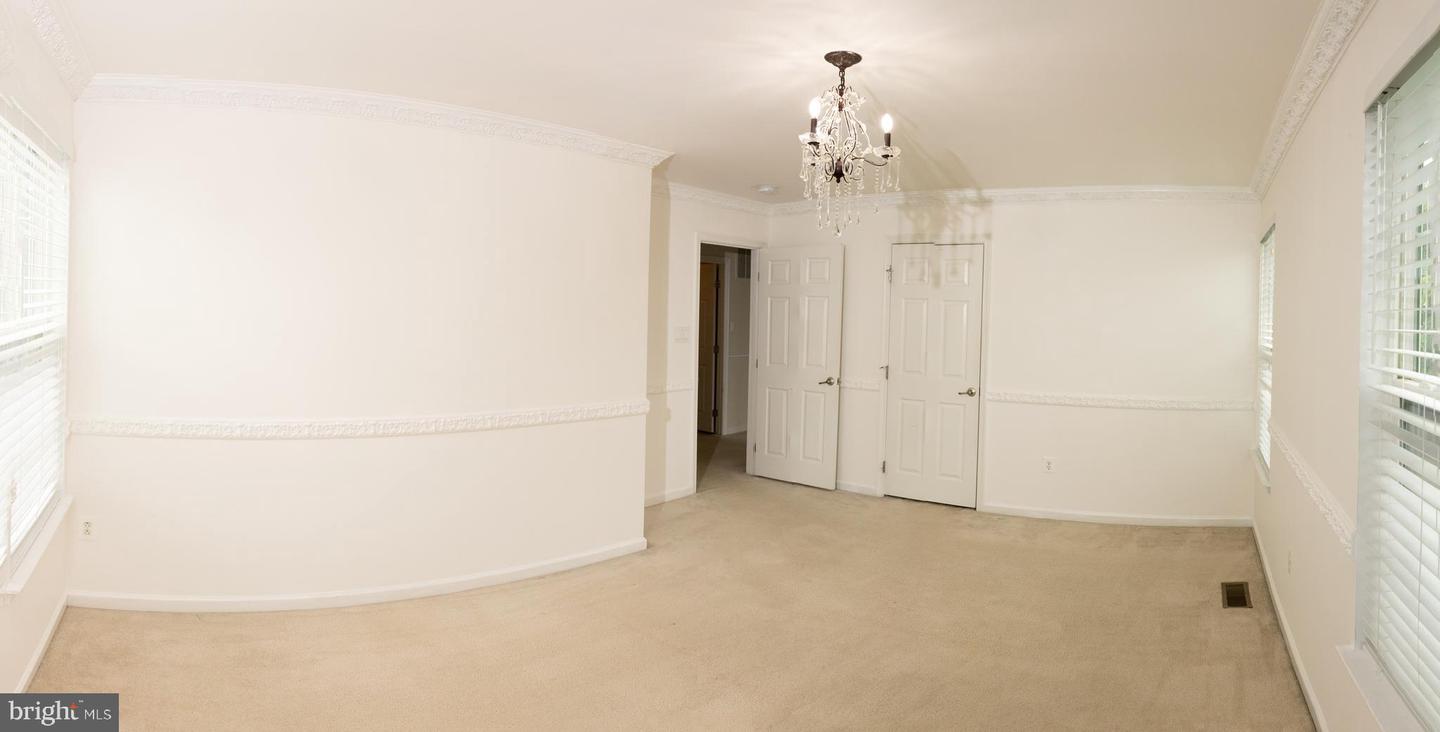 18136 Prestwick Ter Property Photo 19