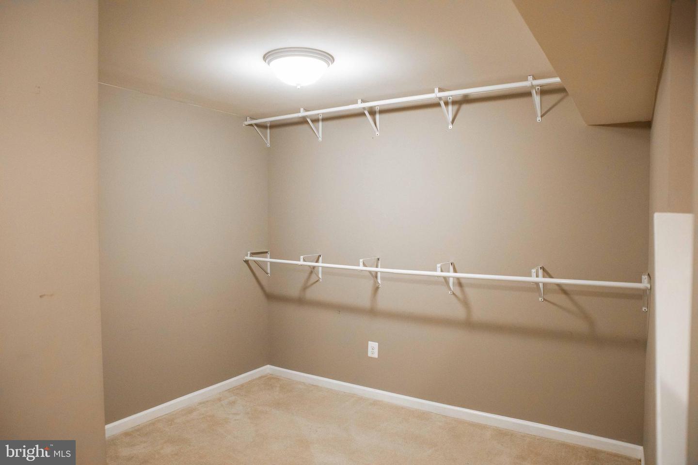 18136 Prestwick Ter Property Photo 26