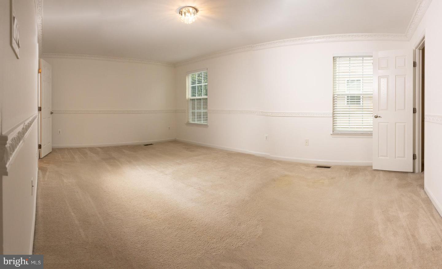 18136 Prestwick Ter Property Photo 29