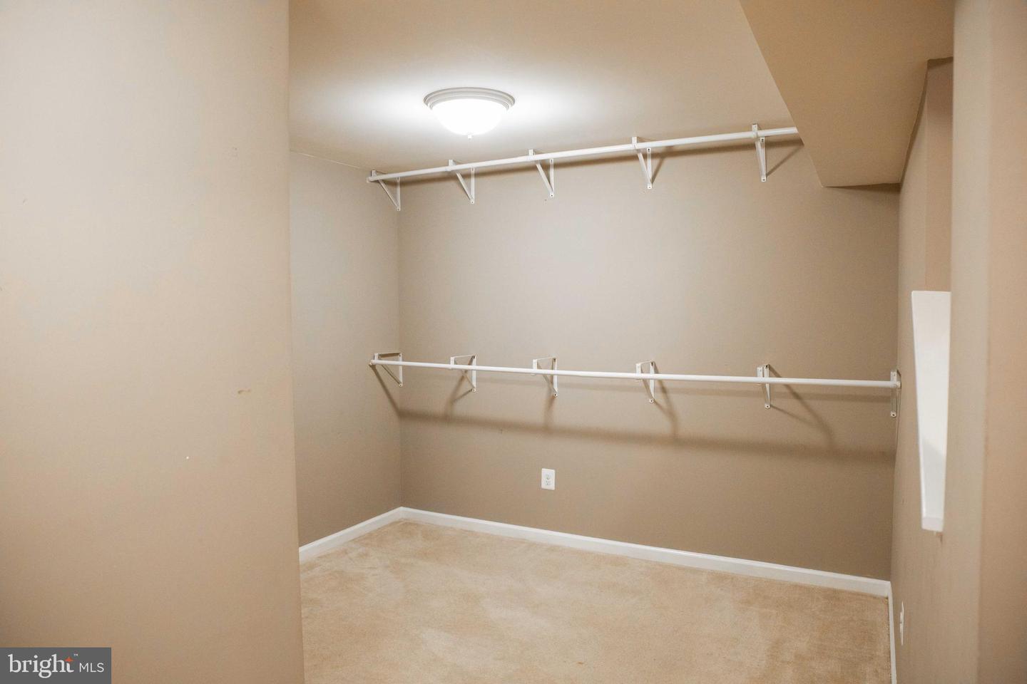 18136 Prestwick Ter Property Photo 30