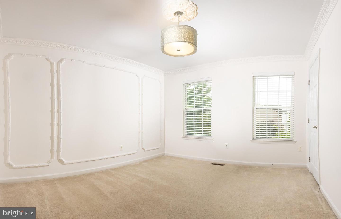 18136 Prestwick Ter Property Photo 34