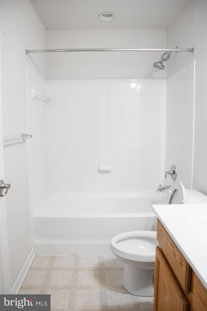 18136 Prestwick Ter Property Photo 42