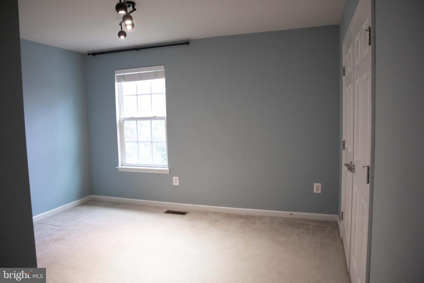 18136 Prestwick Ter Property Photo 44