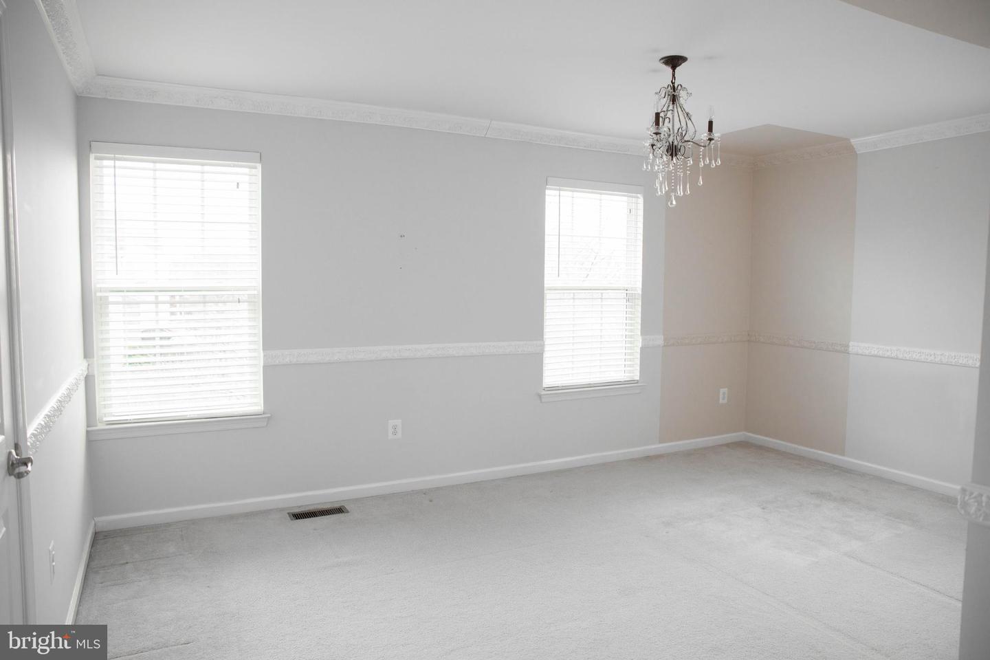 18136 Prestwick Ter Property Photo 46