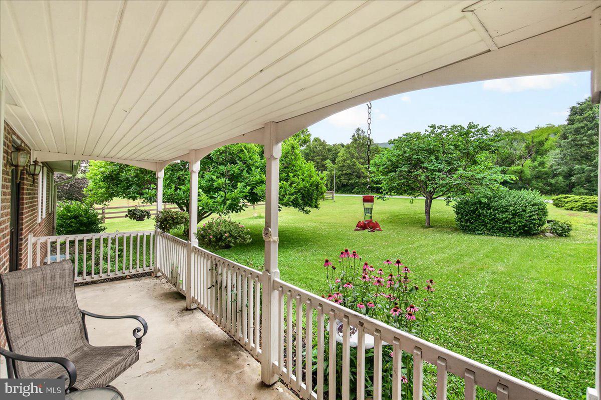 1752 Rohrersville Rd Property Photo 6