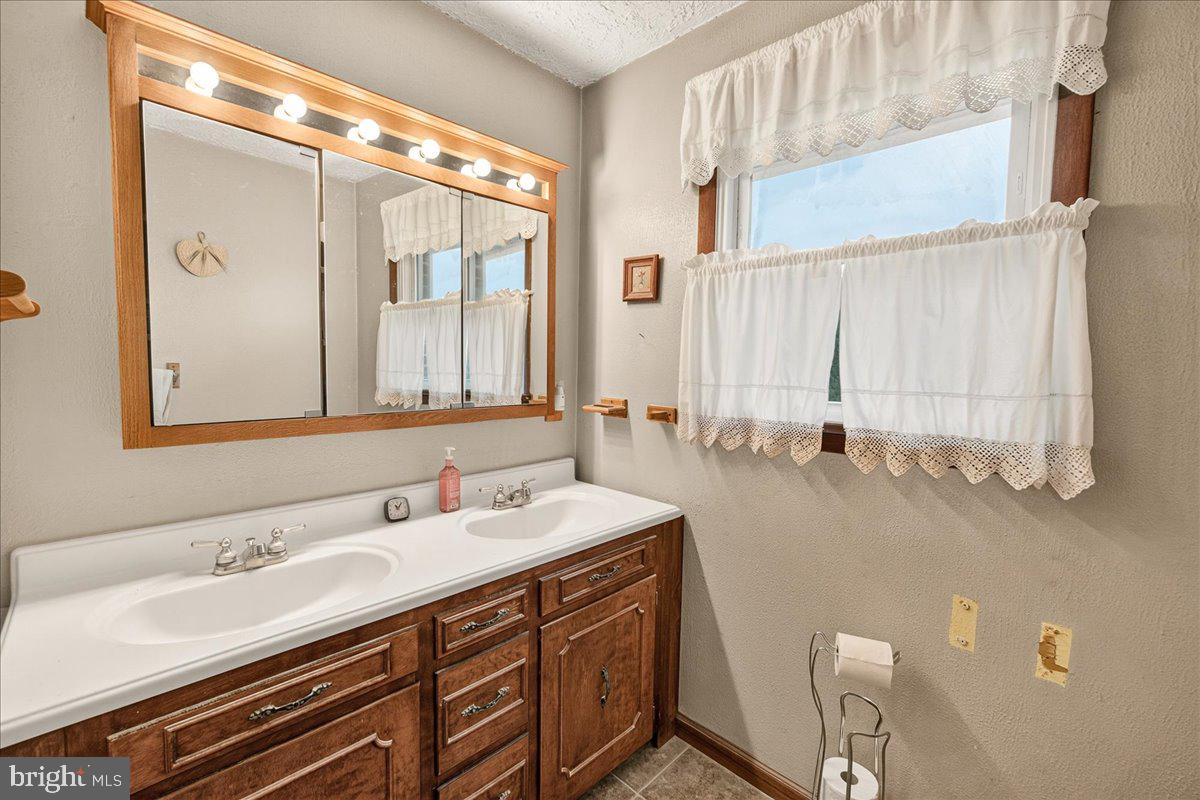 1752 Rohrersville Rd Property Photo 24