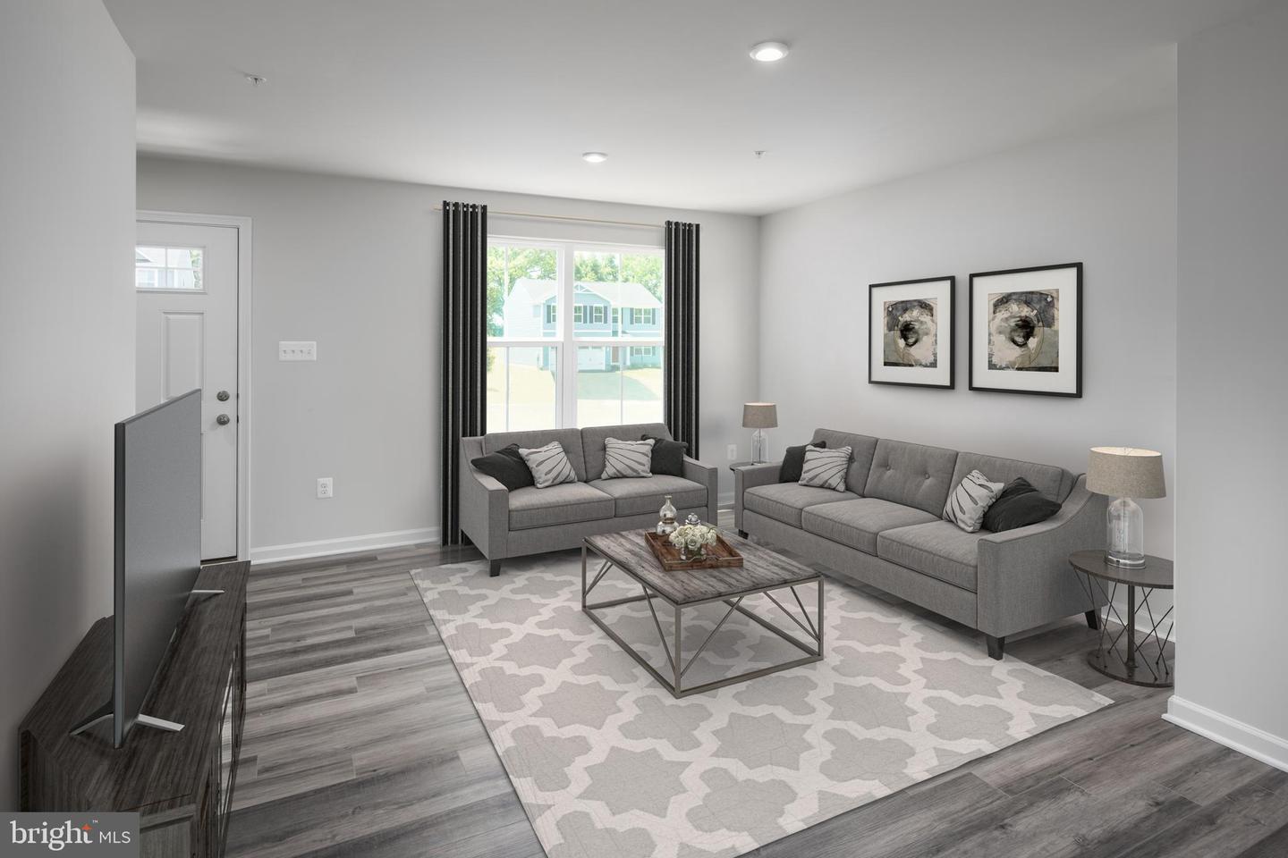 1416 Yeoman Berry Drive Property Photo 3