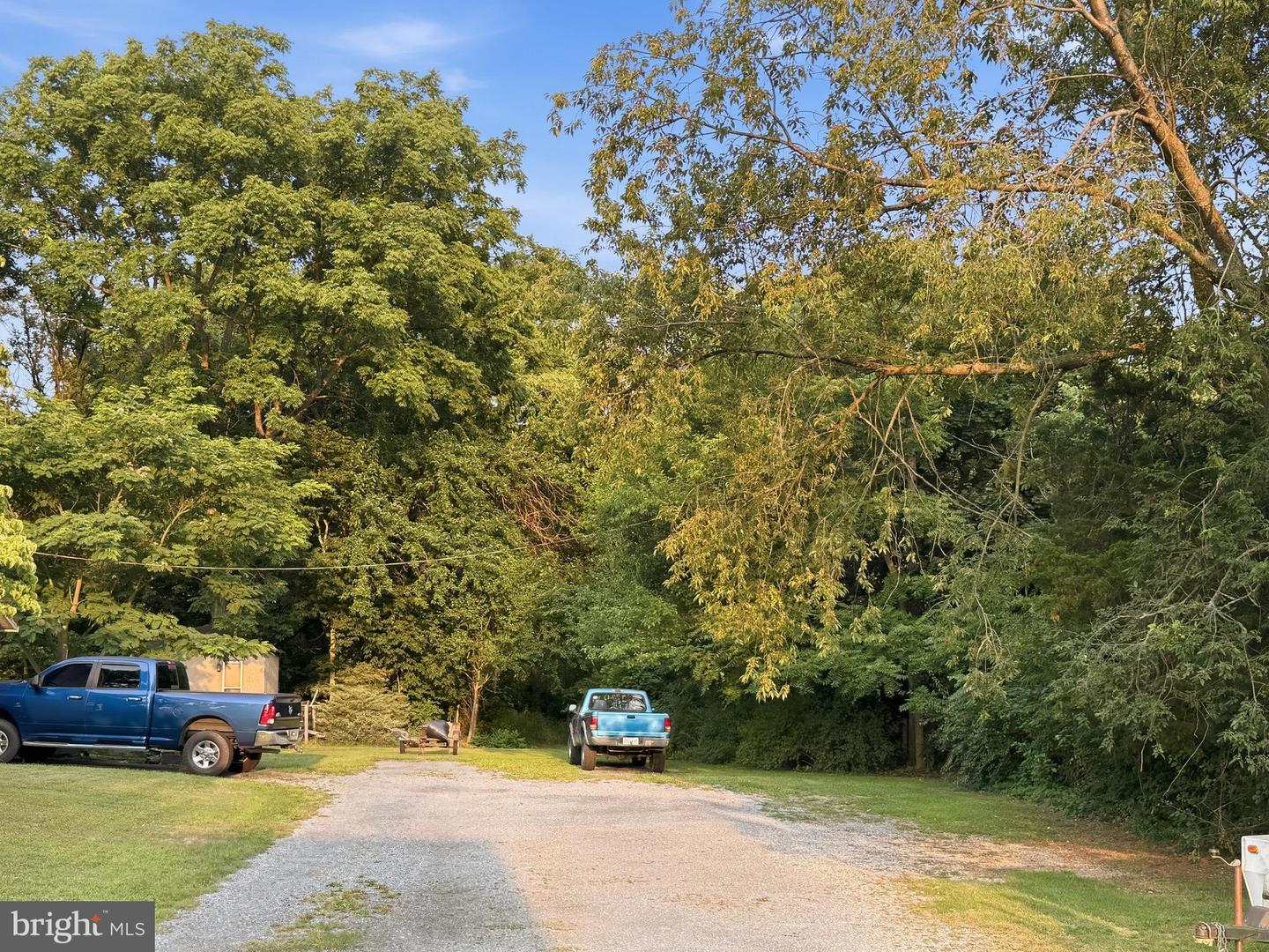 Eleanor Ln Property Photo 3