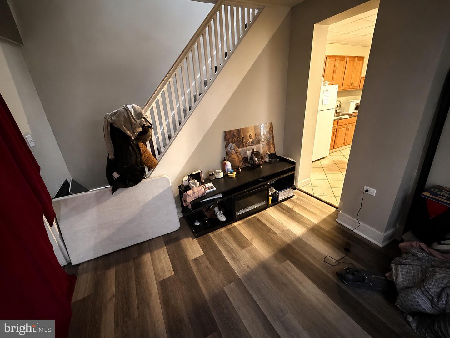 13 E Lee St Property Photo 3