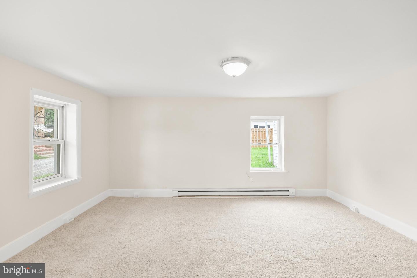 18003 Davis Ln Property Photo 15