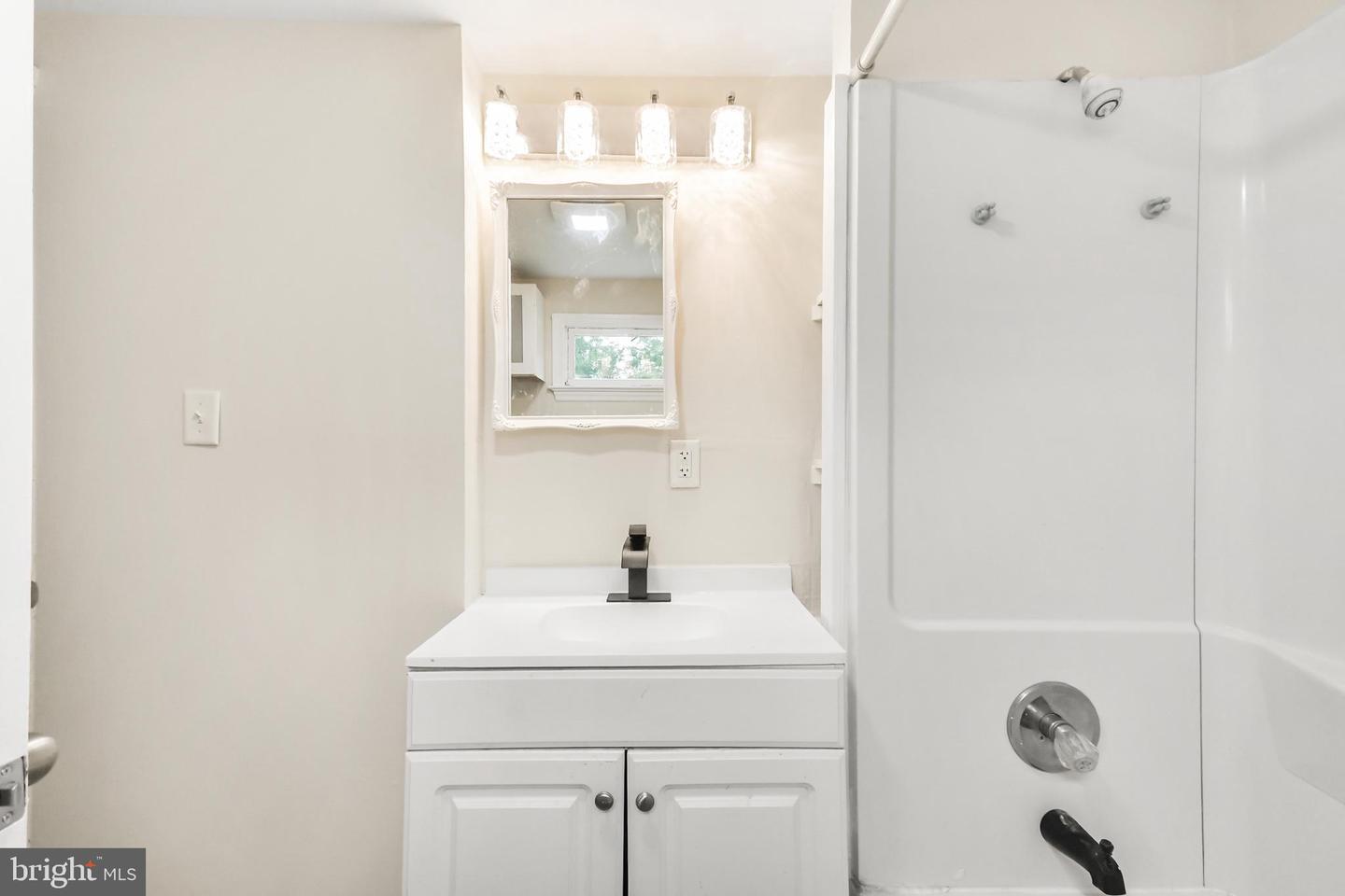 18003 Davis Ln Property Photo 31