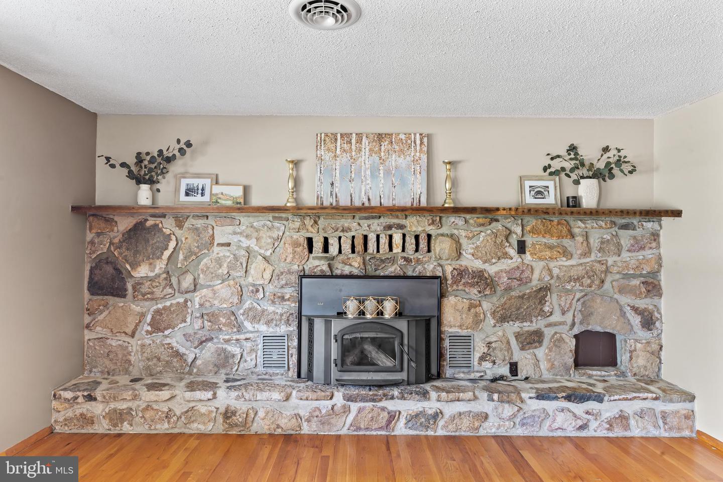 14435 White Oak Rdg Property Photo 10