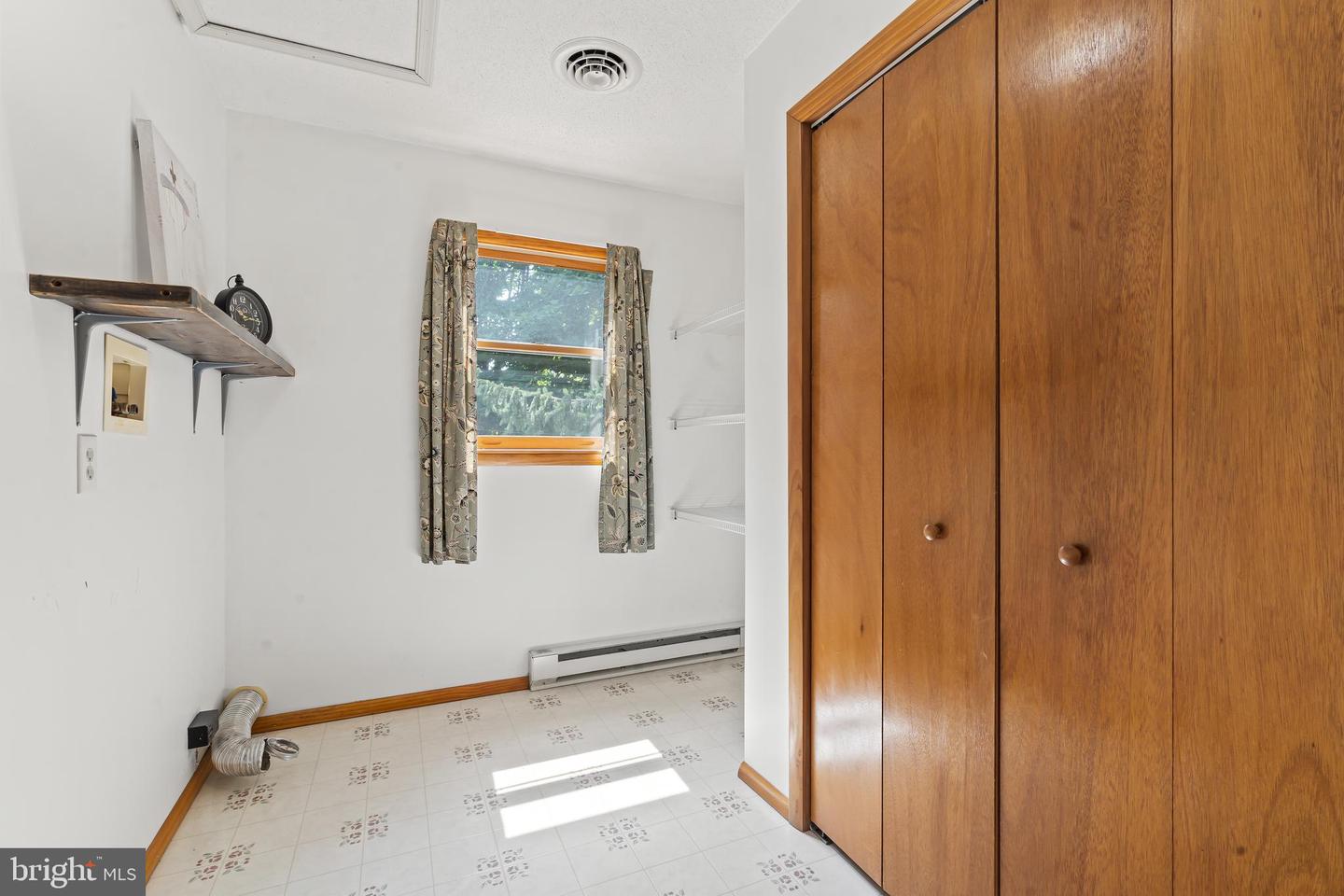 14435 White Oak Rdg Property Photo 27