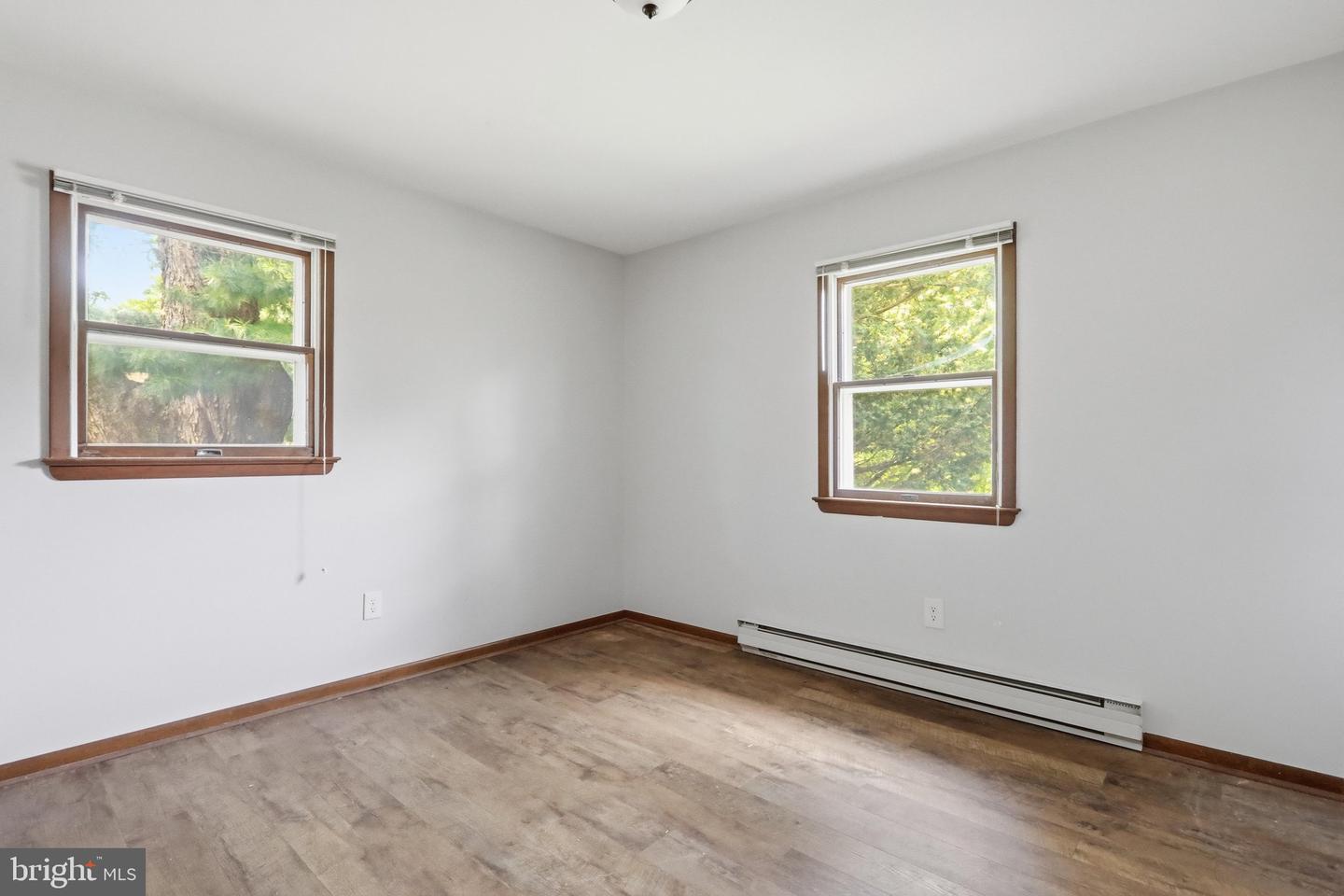 11911 Sycamore Dr Property Photo 20