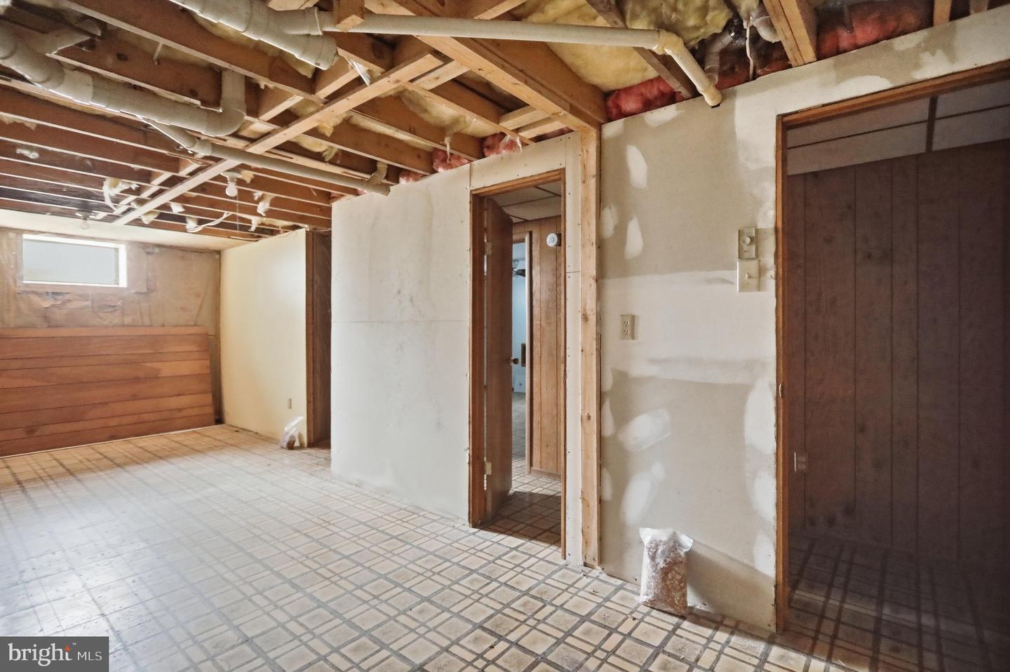 11911 Sycamore Dr Property Photo 28