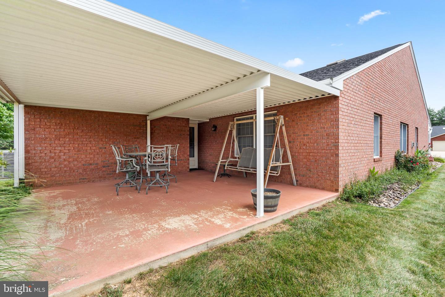 121 Chantilly Ct Property Photo 29