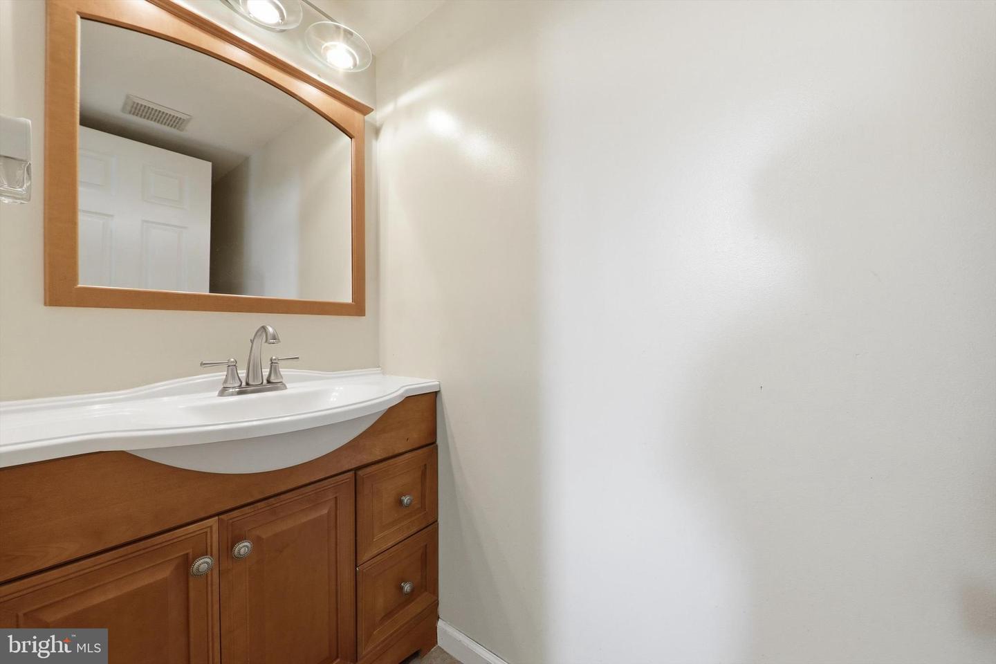 624 Knightsbridge Dr Property Photo 11