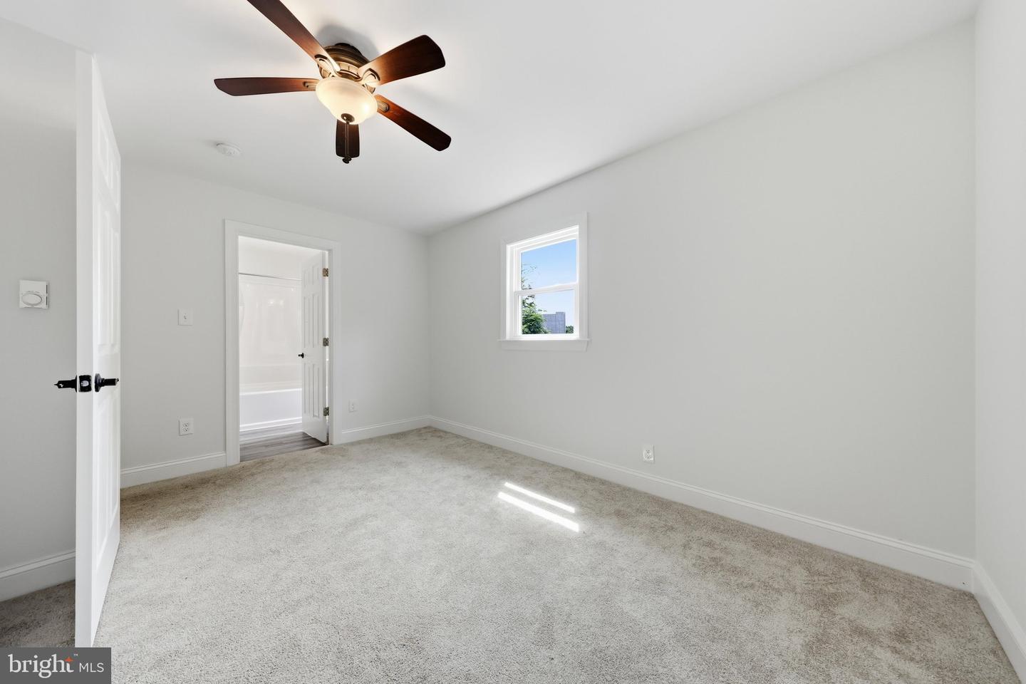 17031 Virginia Ave Property Photo 20