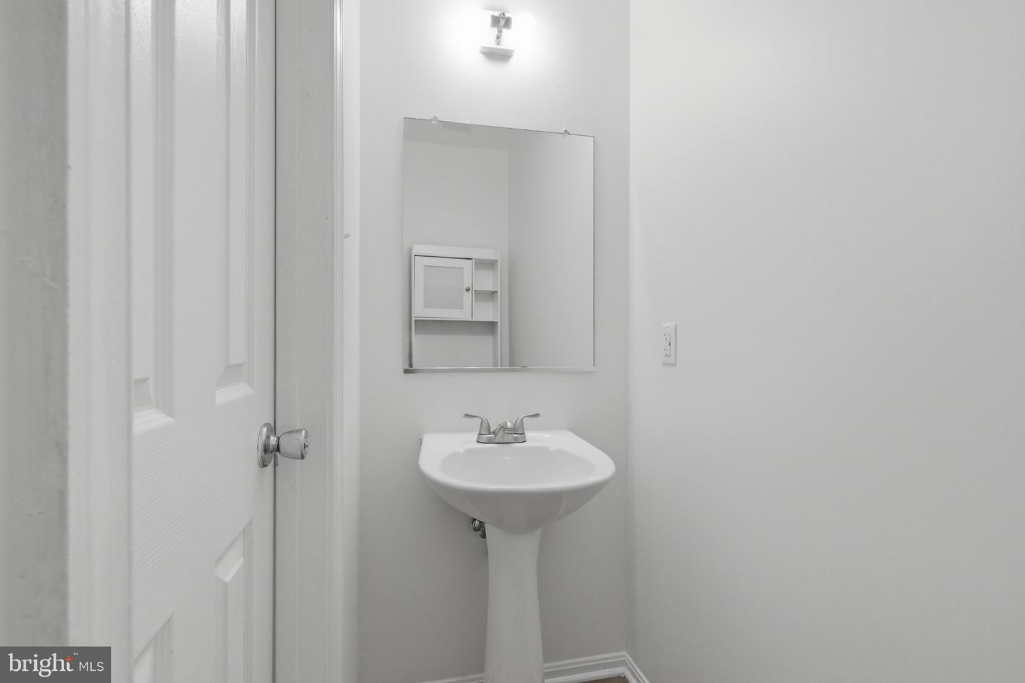 11207 Cristins Cir Property Photo 24