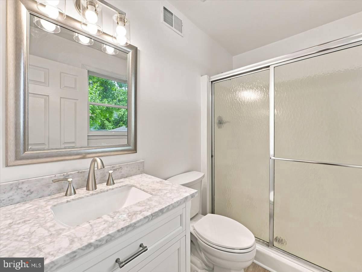 130 Geiser Way Property Photo 35