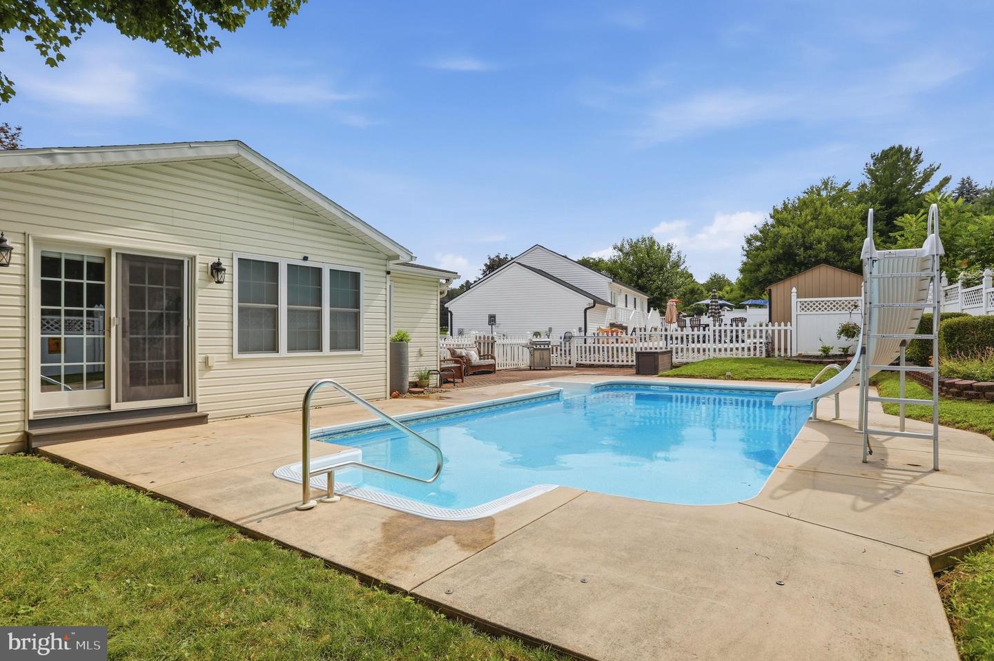 130 Geiser Way Property Photo 37
