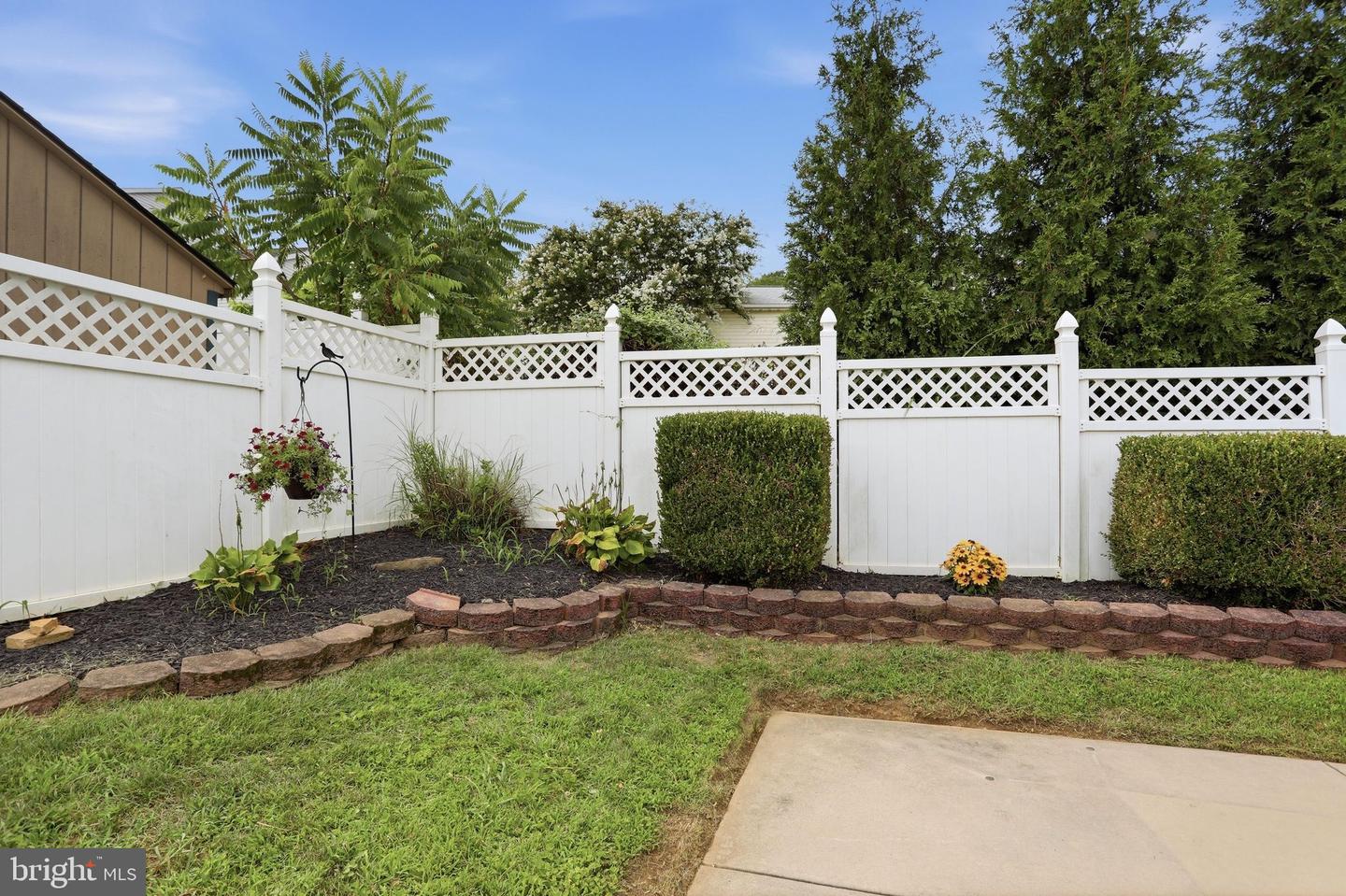 130 Geiser Way Property Photo 46