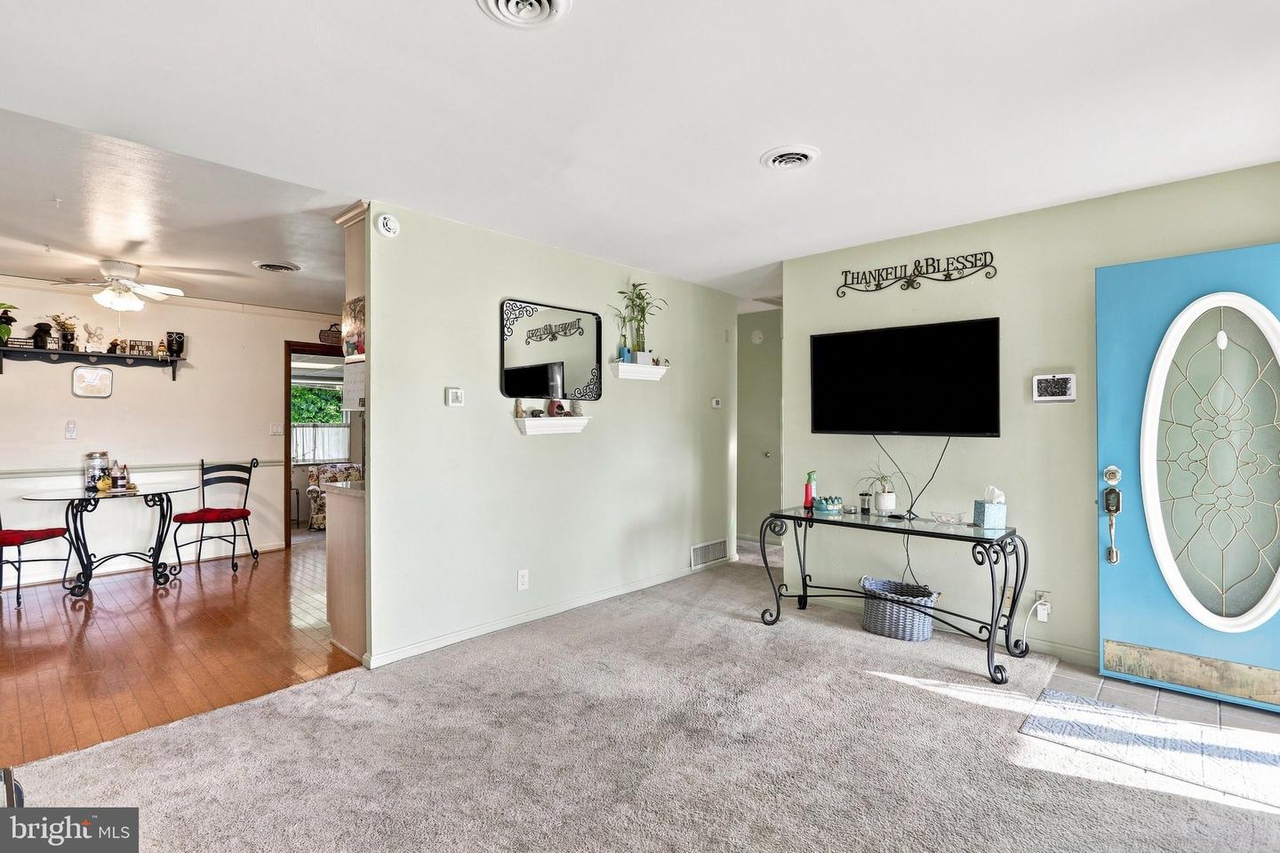 1025 Glenwood Ave. Property Photo 6