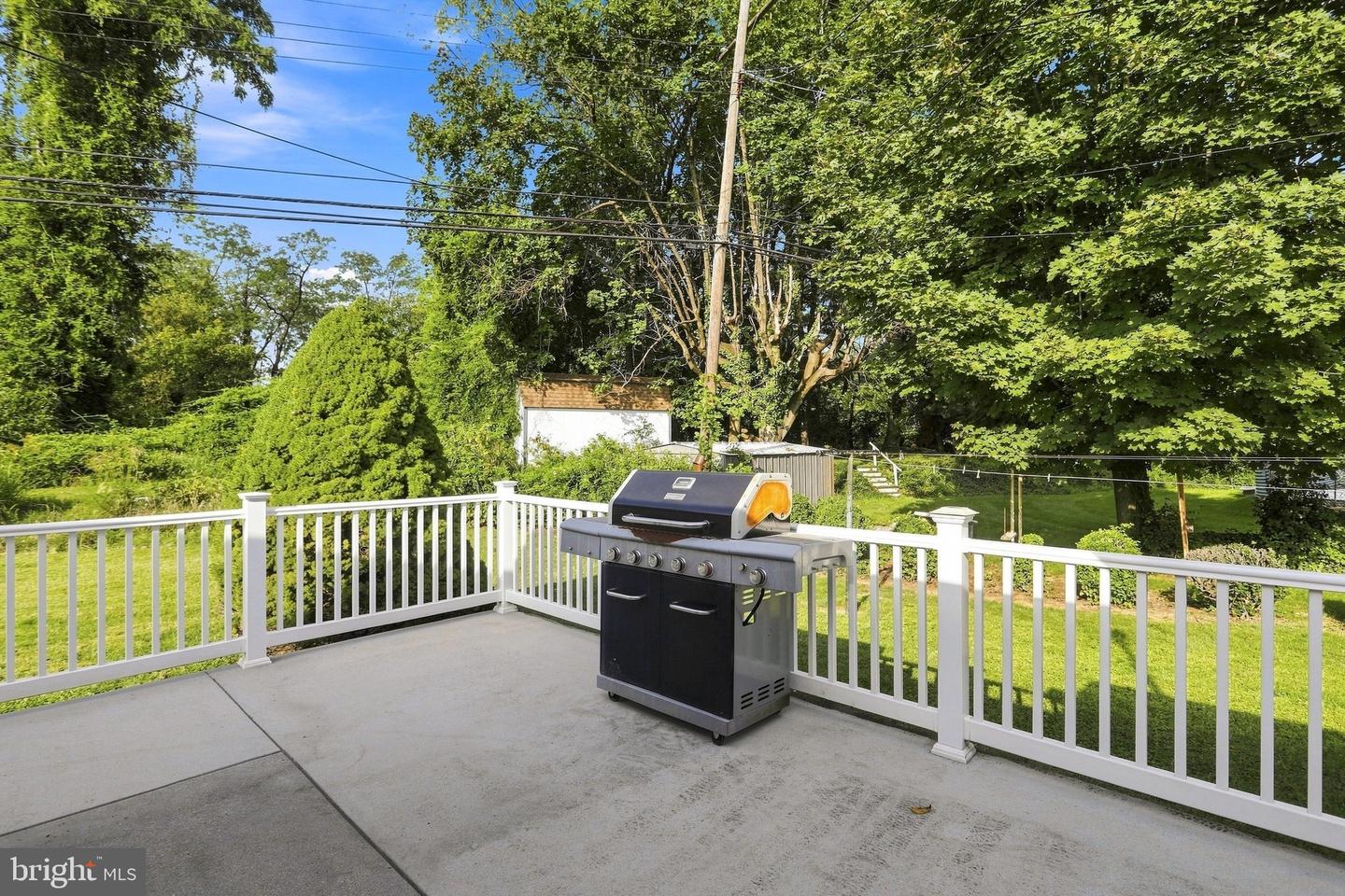 1025 Glenwood Ave. Property Photo 24