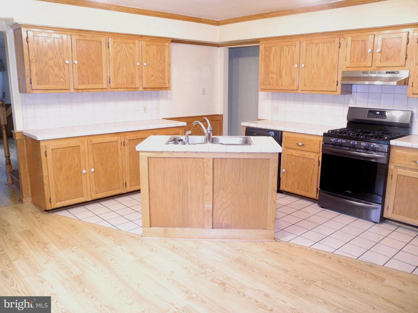 13204 Draper Rd Property Photo 2