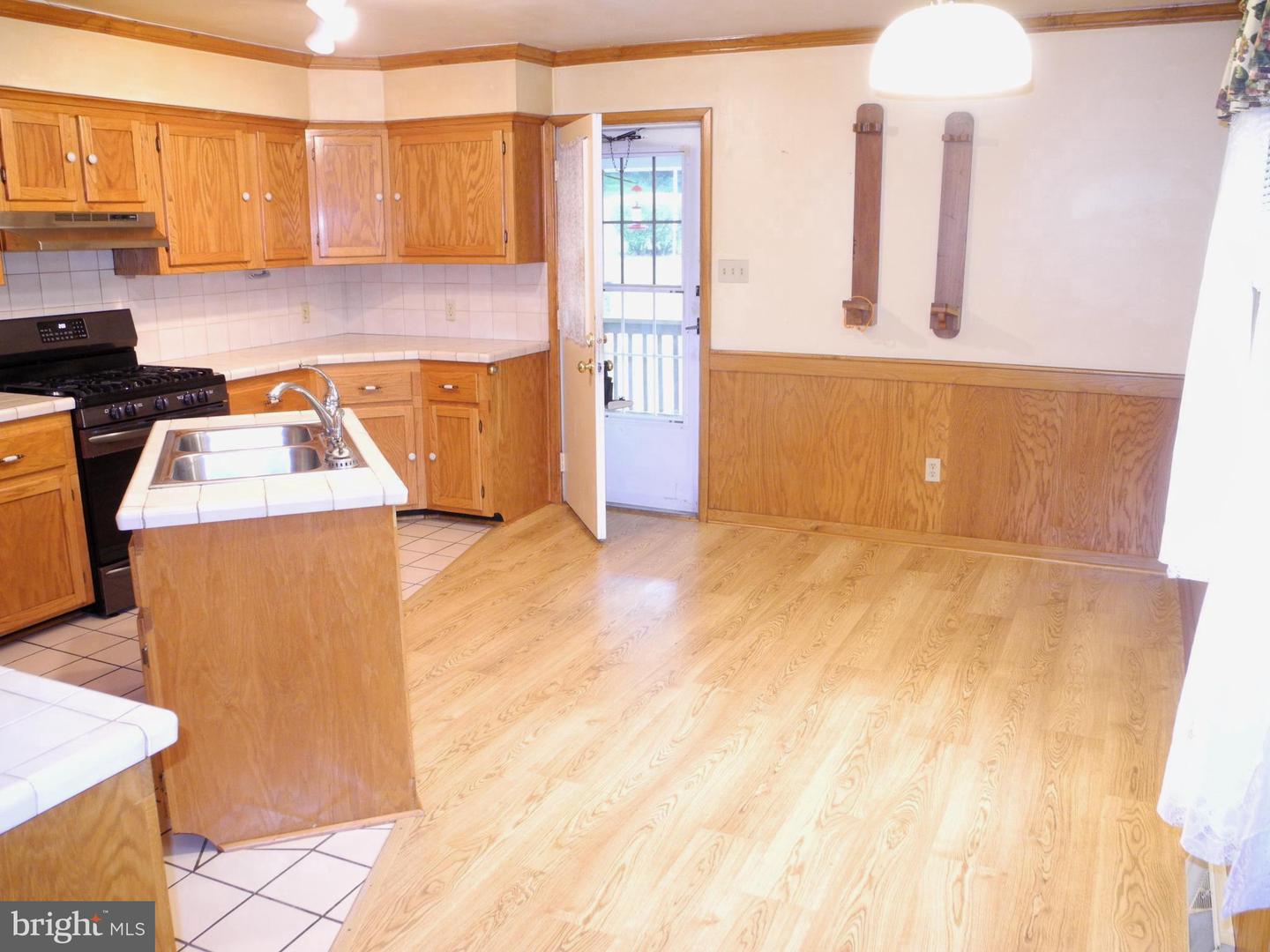 13204 Draper Rd Property Photo 3