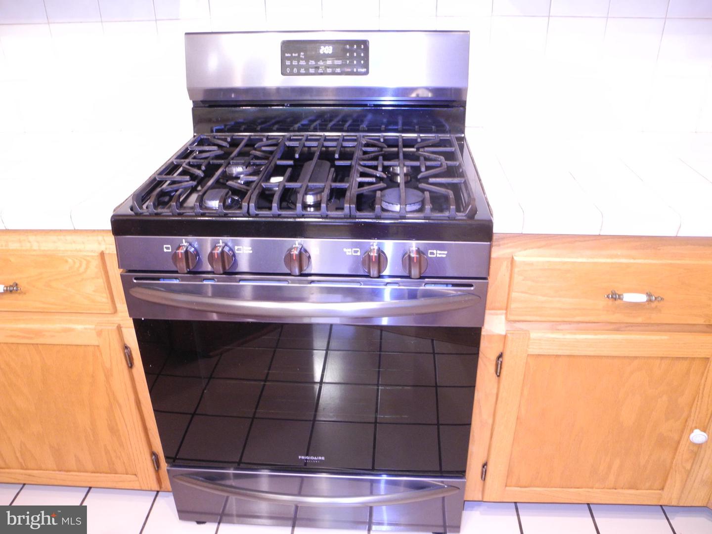 13204 Draper Rd Property Photo 4