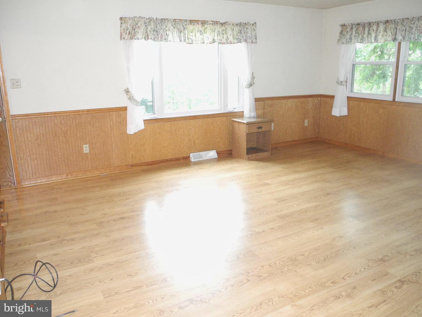 13204 Draper Rd Property Photo 8
