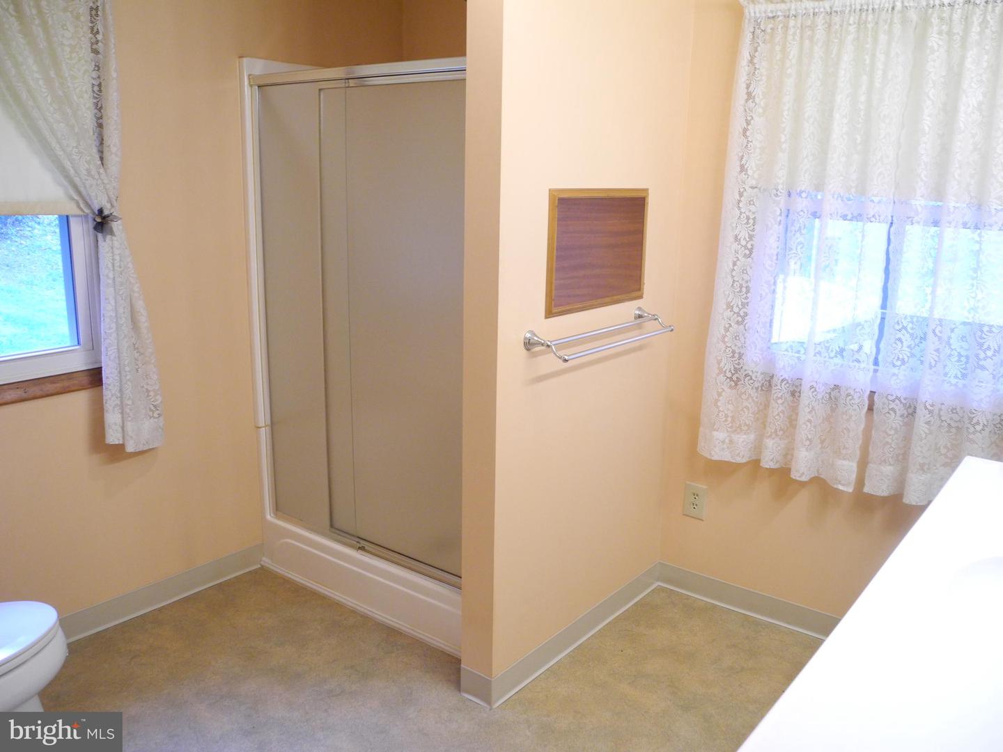 13204 Draper Rd Property Photo 11