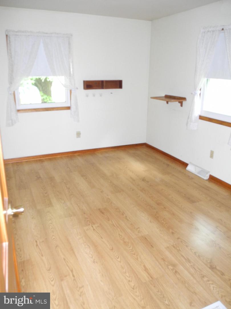 13204 Draper Rd Property Photo 12