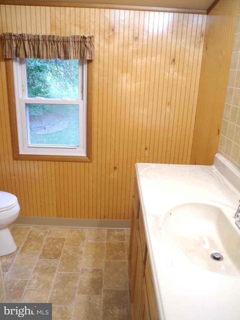 13204 Draper Rd Property Photo 17