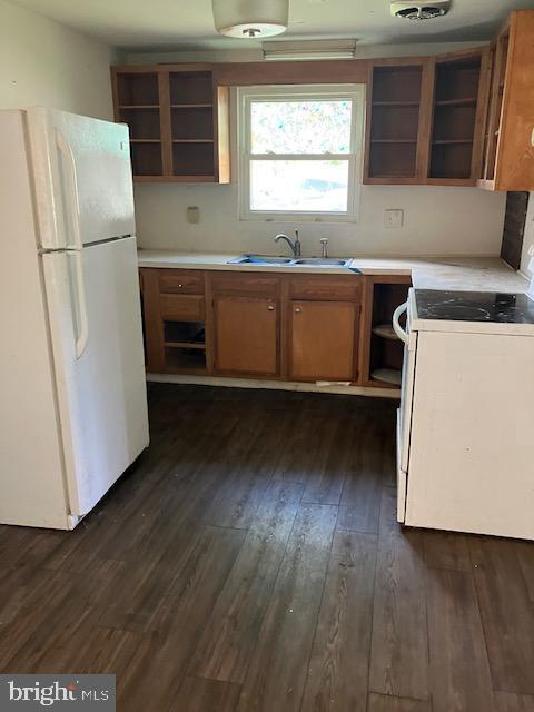 11905 Sun Valley Dr Property Photo 10