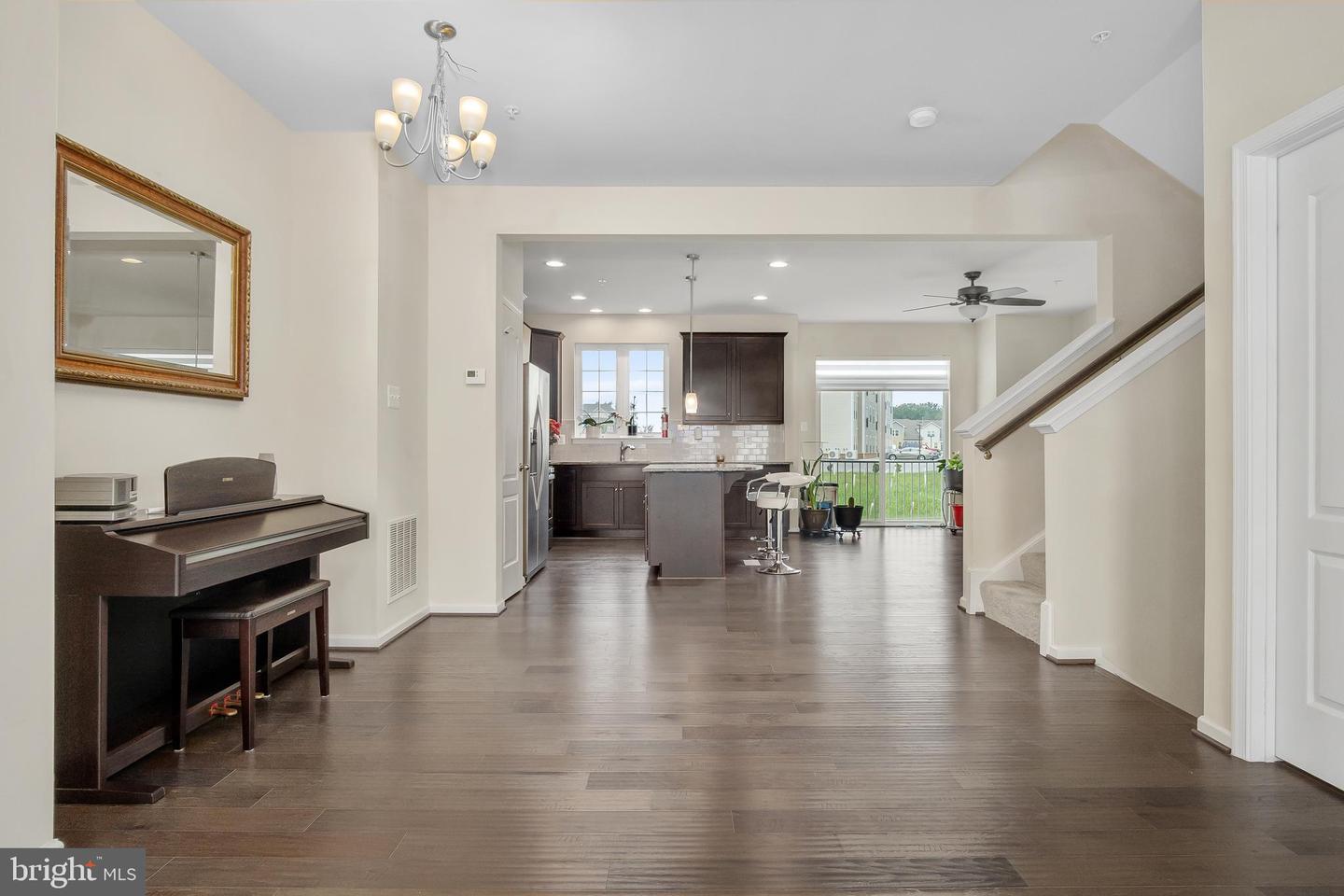 20212 Capital Ln Property Photo 7