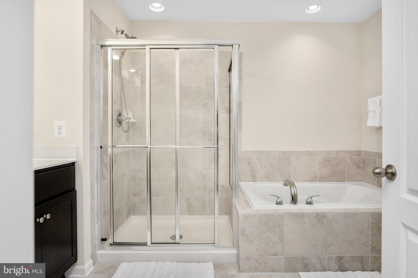 20212 Capital Ln Property Photo 18
