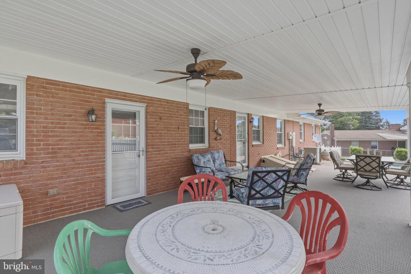 17601 Meadowood Dr Property Photo 36