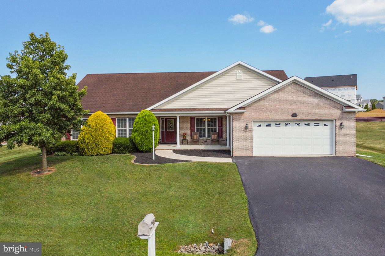 18812 Island Drive Property Photo 1