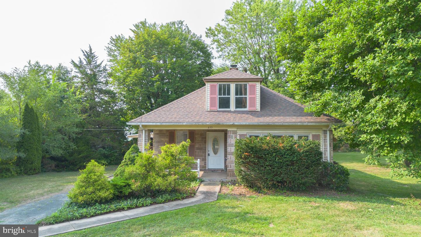 655 Security Rd Property Photo 1