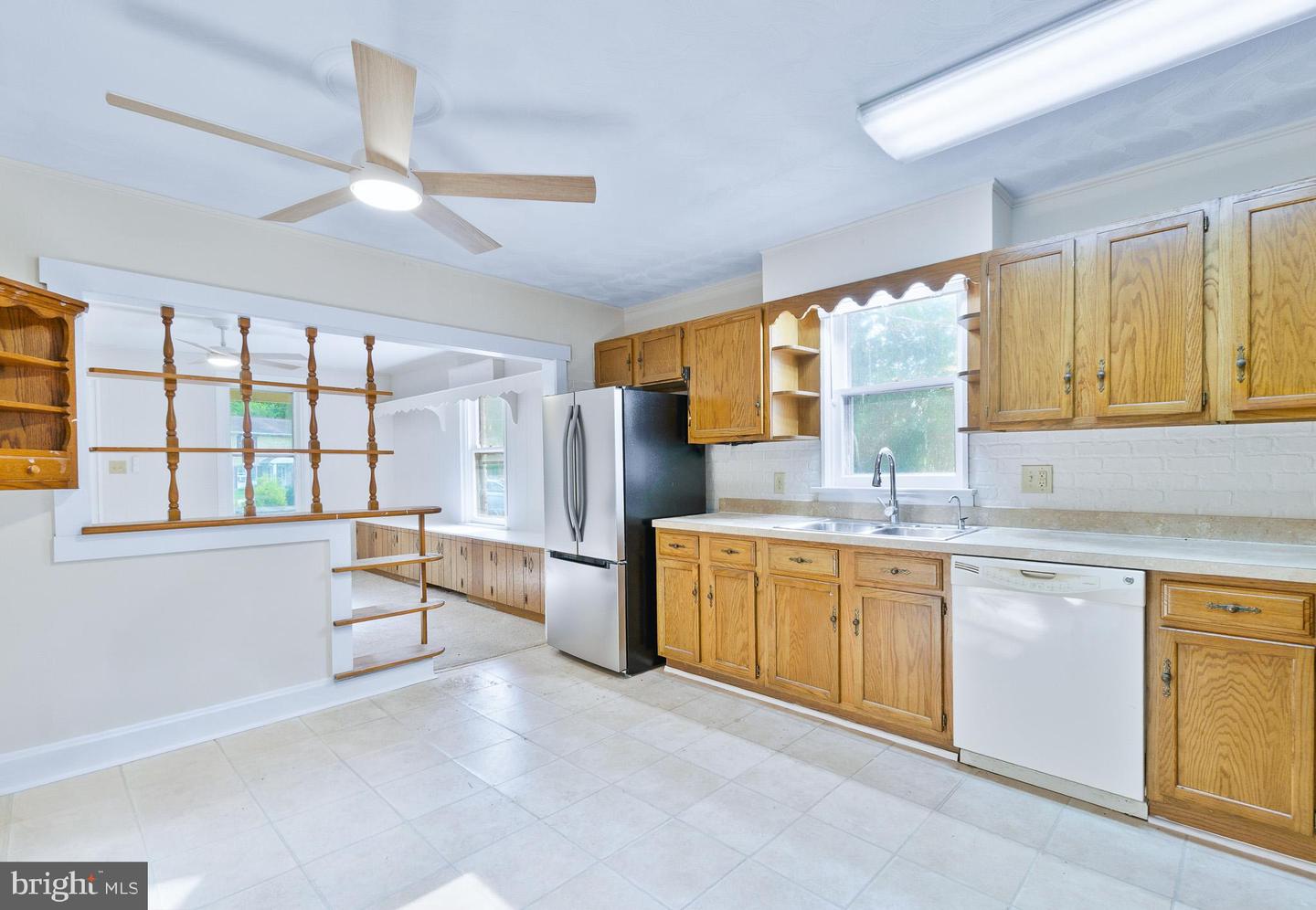 655 Security Rd Property Photo 5
