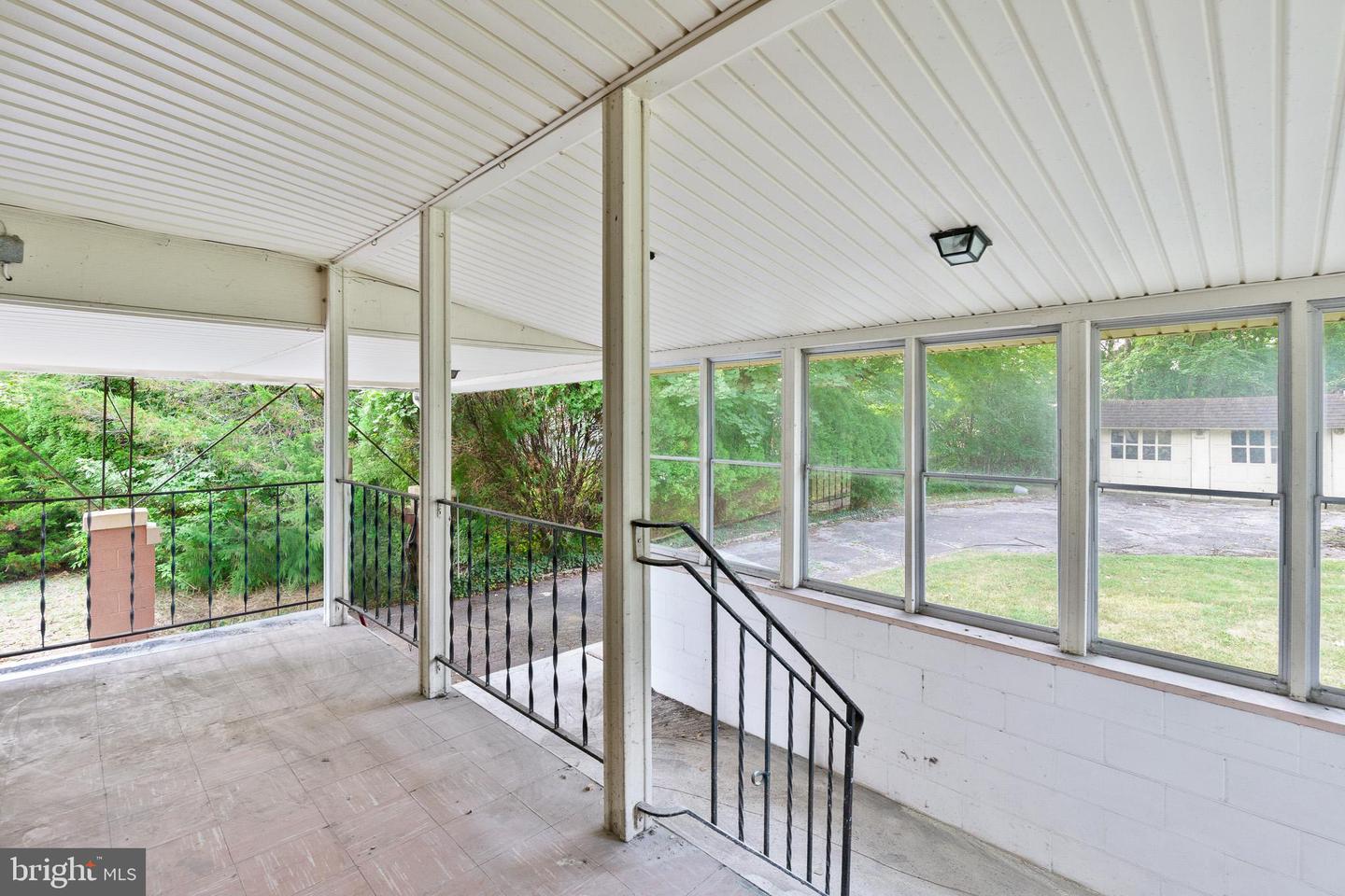 655 Security Rd Property Photo 24