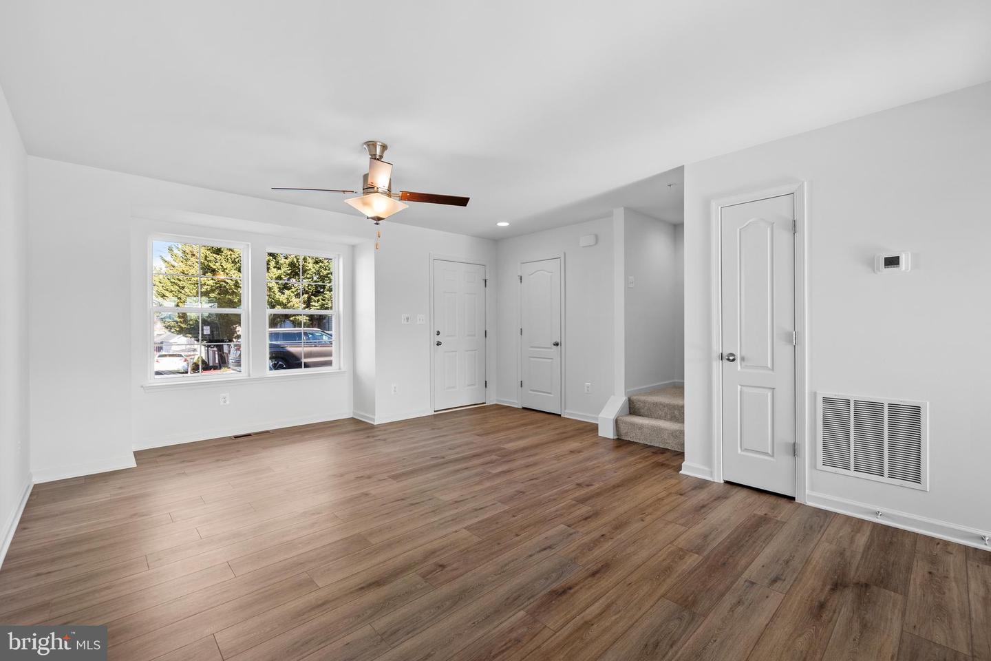 449 Peleton Street Property Photo 5