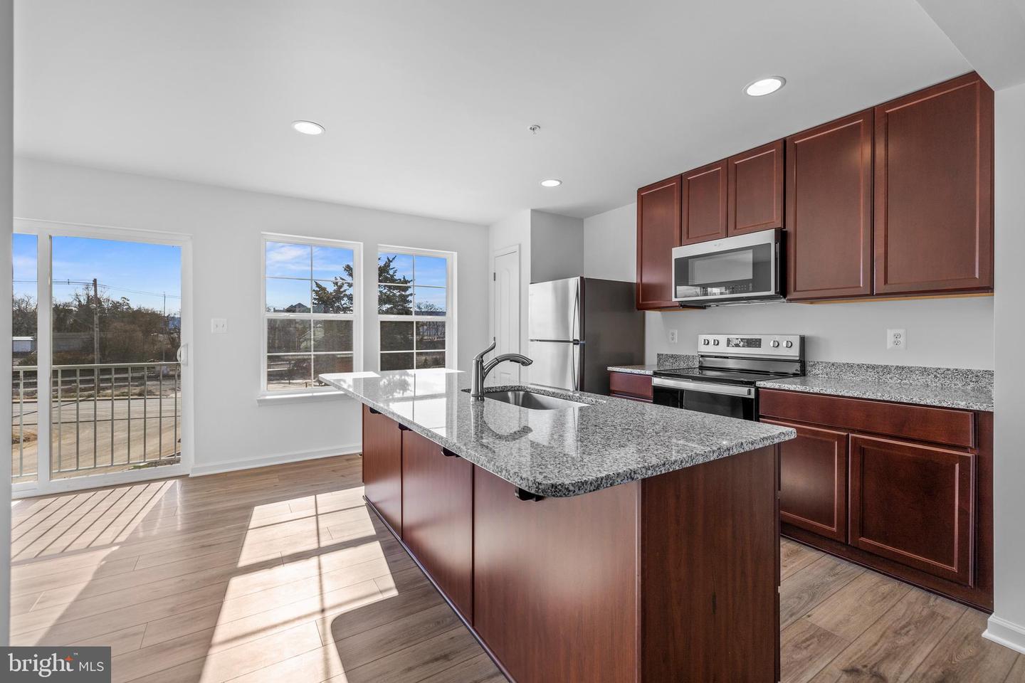 449 Peleton Street Property Photo 7