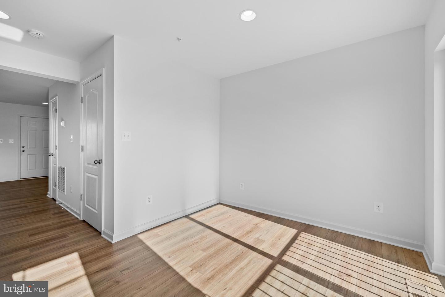 449 Peleton Street Property Photo 11