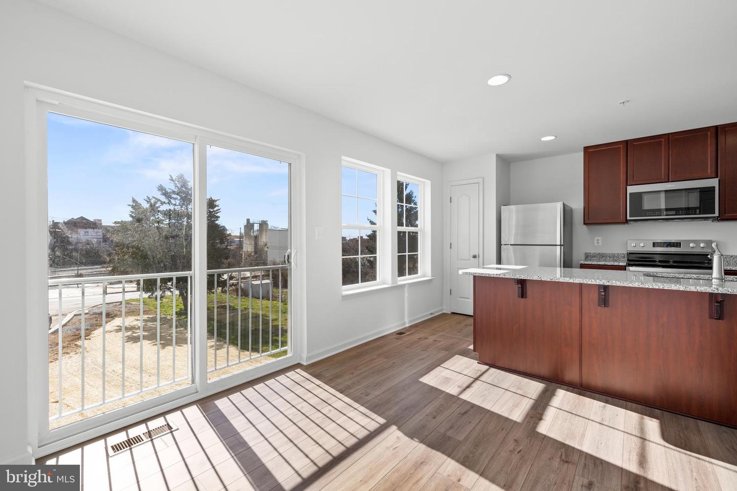 449 Peleton Street Property Photo 13