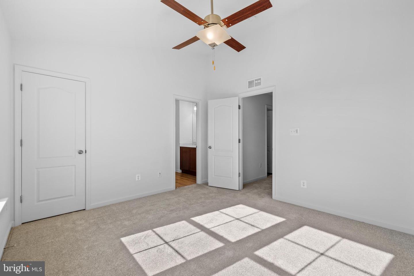 449 Peleton Street Property Photo 23