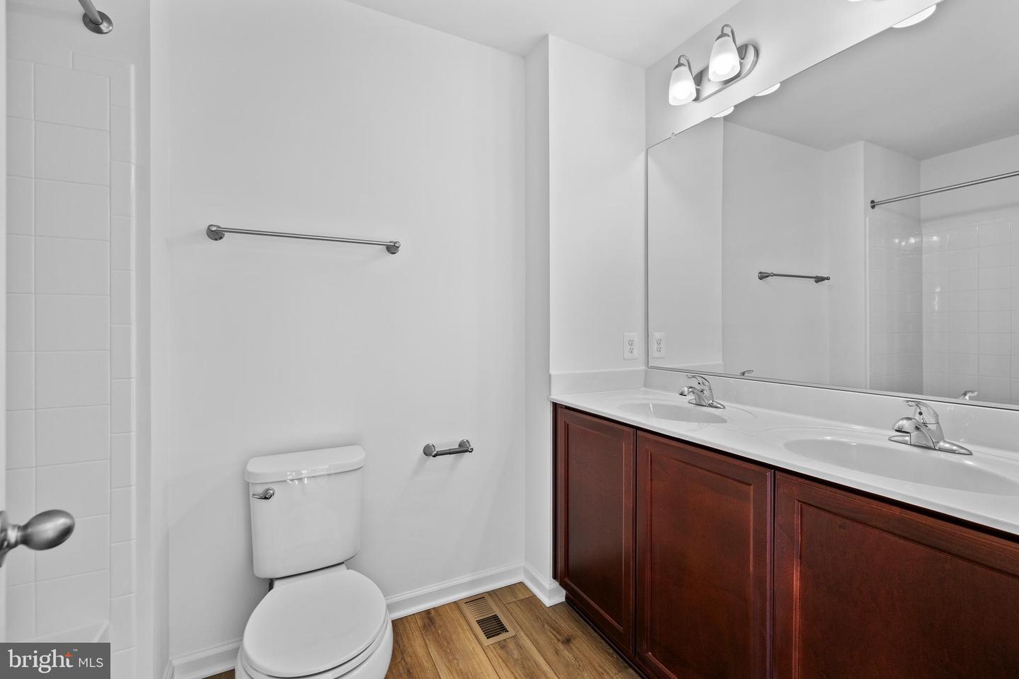 449 Peleton Street Property Photo 24